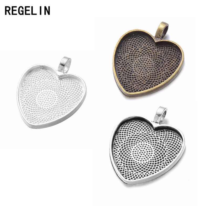Bezels Set Pendant - REGELIN 심장 카보 숑 설정 실버