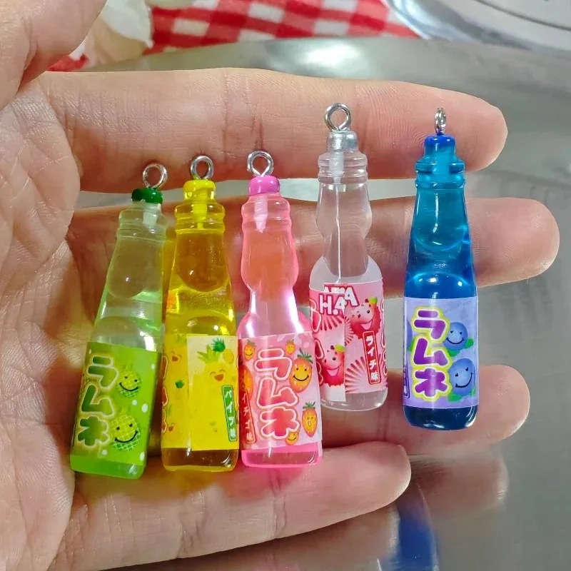 10Pcs 작은 소다병 레진 참 장식품 귀여운 음료병  - Crafting Resin 리뷰 및 가격